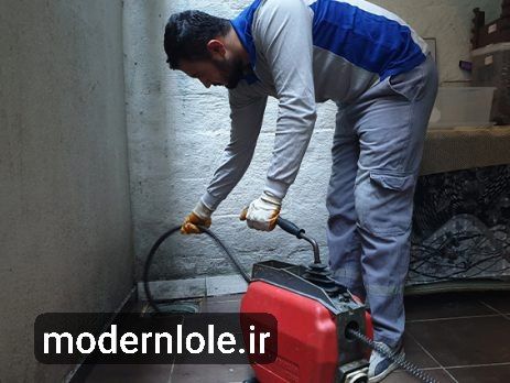 باز کردن لوله کفشور با فنر برقی در شمال تهران